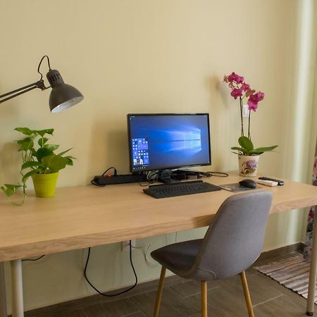 Premium Apartment Lycabettus 3-Bedrooms アテネ エクステリア 写真