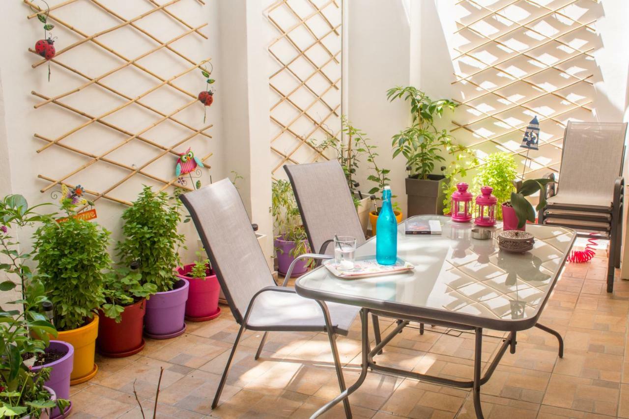 Premium Apartment Lycabettus 3-Bedrooms アテネ エクステリア 写真